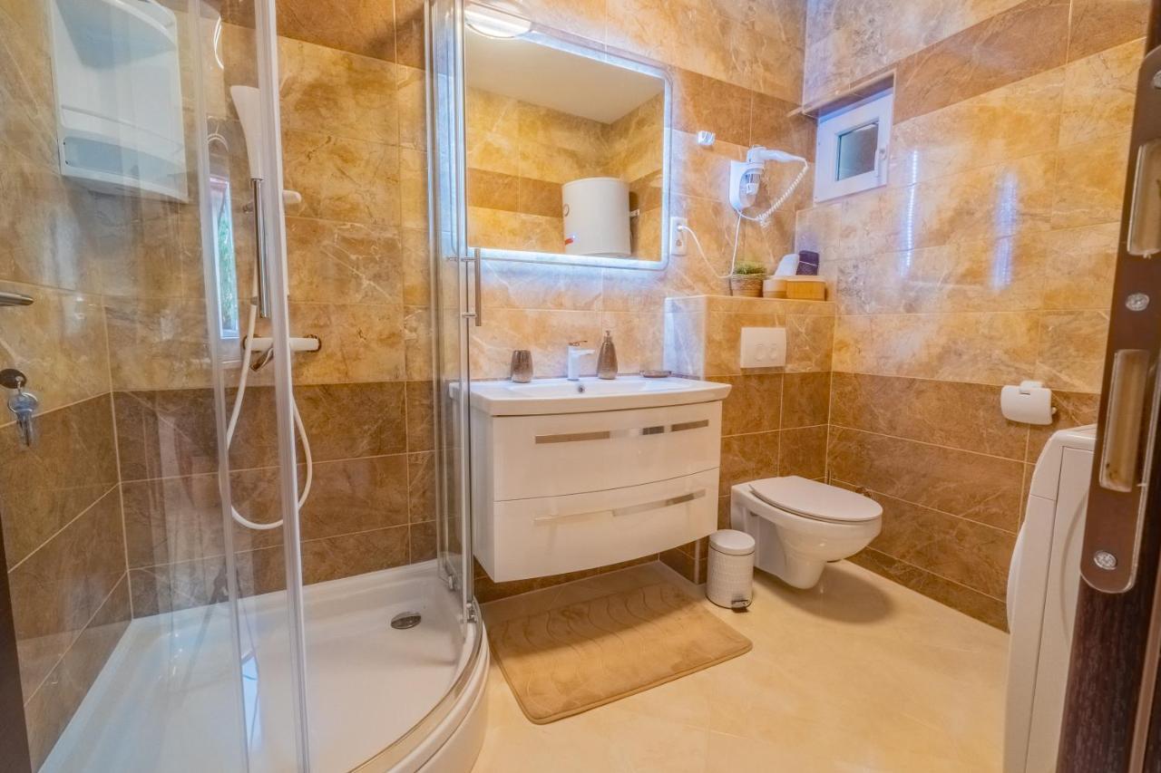 La Dama Villa Novi Vinodolski Exteriör bild