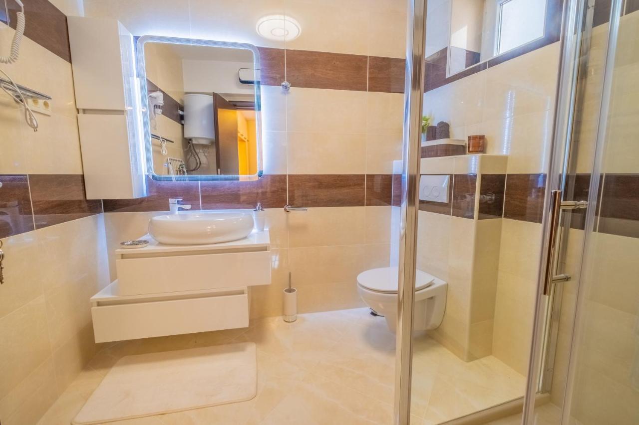 La Dama Villa Novi Vinodolski Exteriör bild